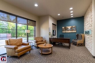 8126 S Mingo Rd, Tulsa, OK à louer Photo intérieure– Image 2 sur 8