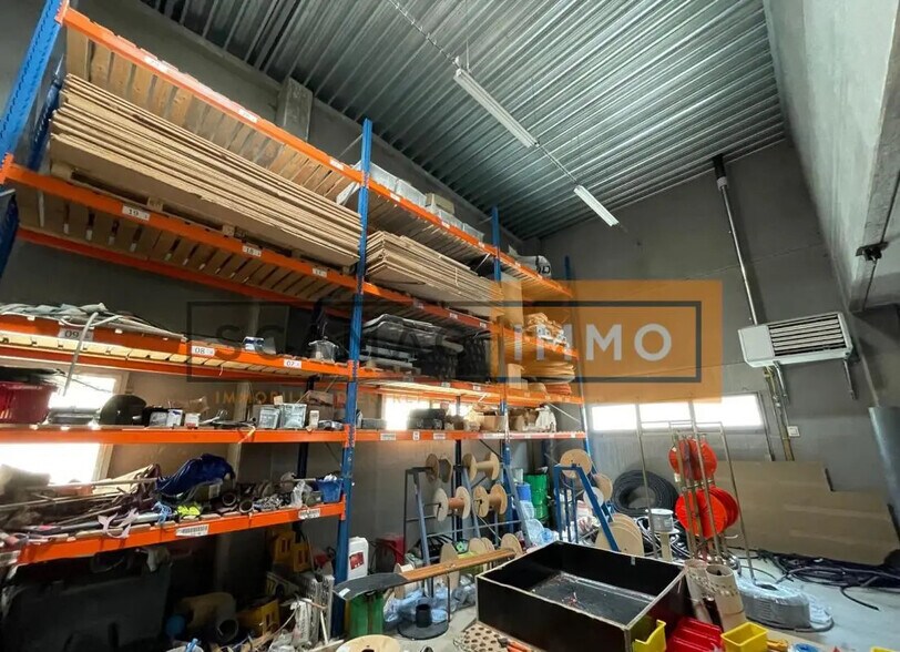 Local d'activités dans Bussy-Saint-Georges à vendre - Photo de l’immeuble – Image 3 sur 10