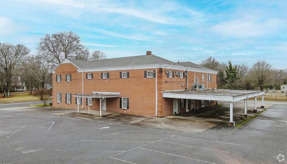 312 W 2nd Ave, Gastonia, NC à vendre - Photo de l’immeuble – Image 3 sur 5