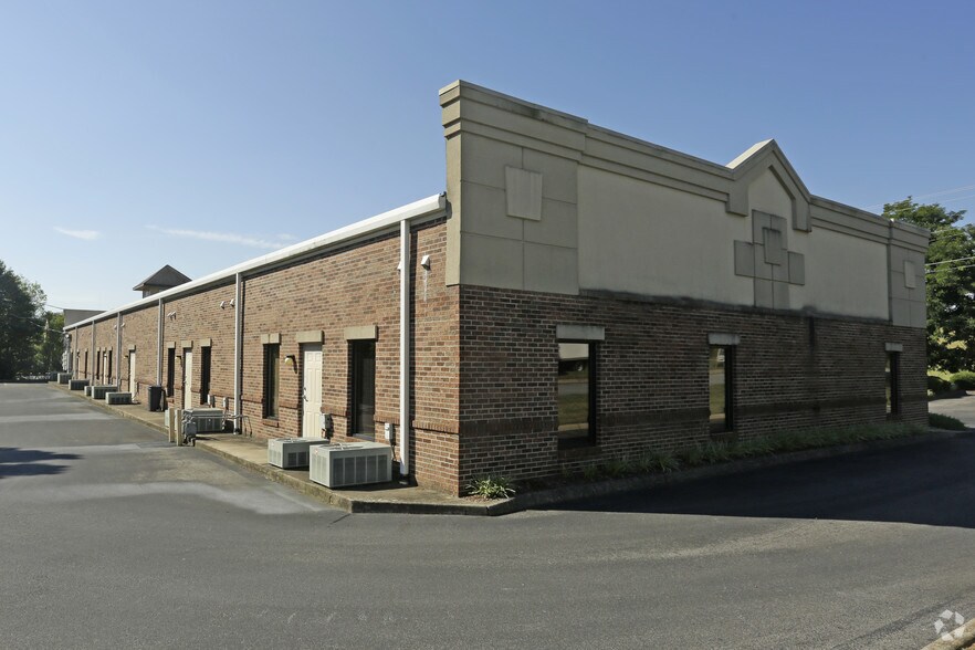 268 Christian Church Rd, Johnson City, TN à louer - Photo de l’immeuble – Image 3 sur 5