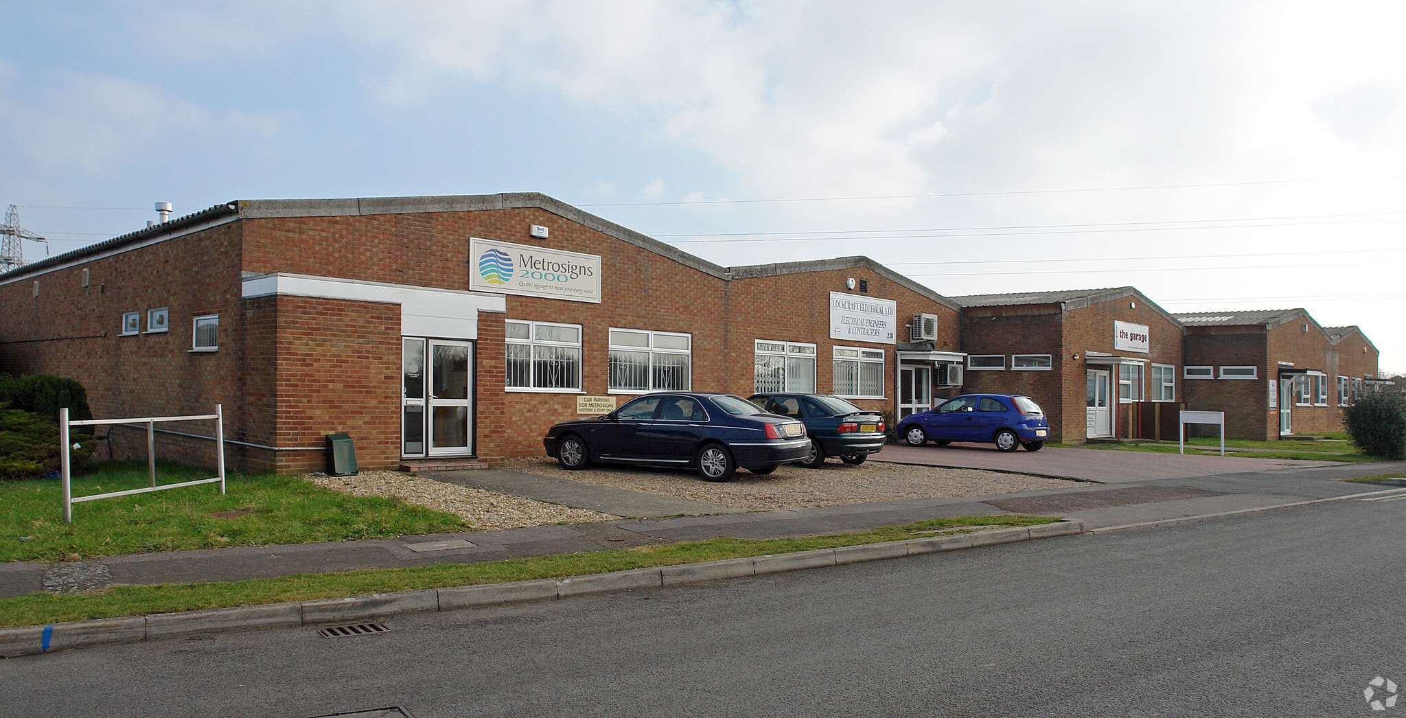 Manton Ln, Bedford à louer Photo principale– Image 1 sur 3