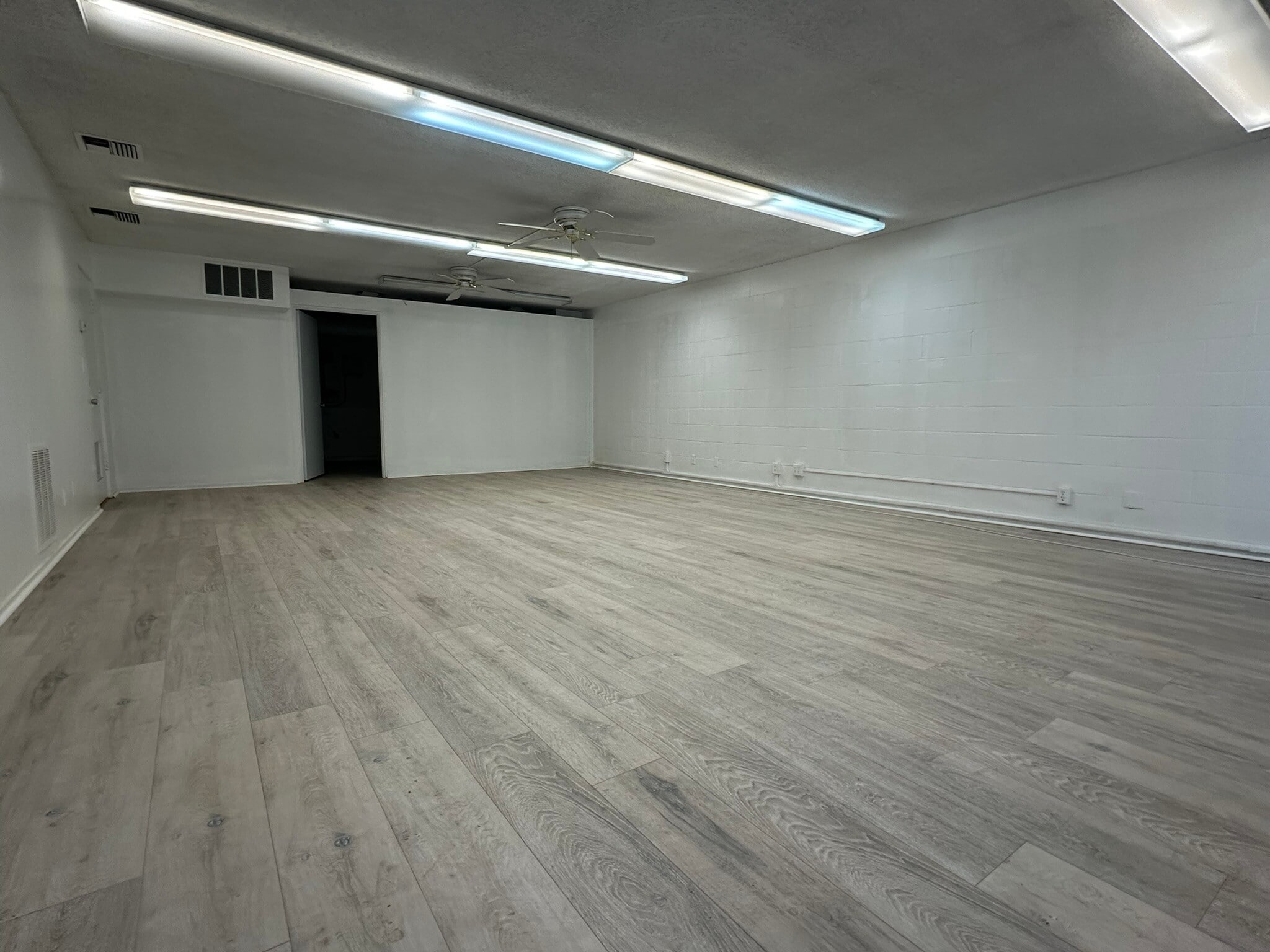 14408 E Whittier Blvd, Whittier, CA à louer Photo intérieure– Image 1 sur 6