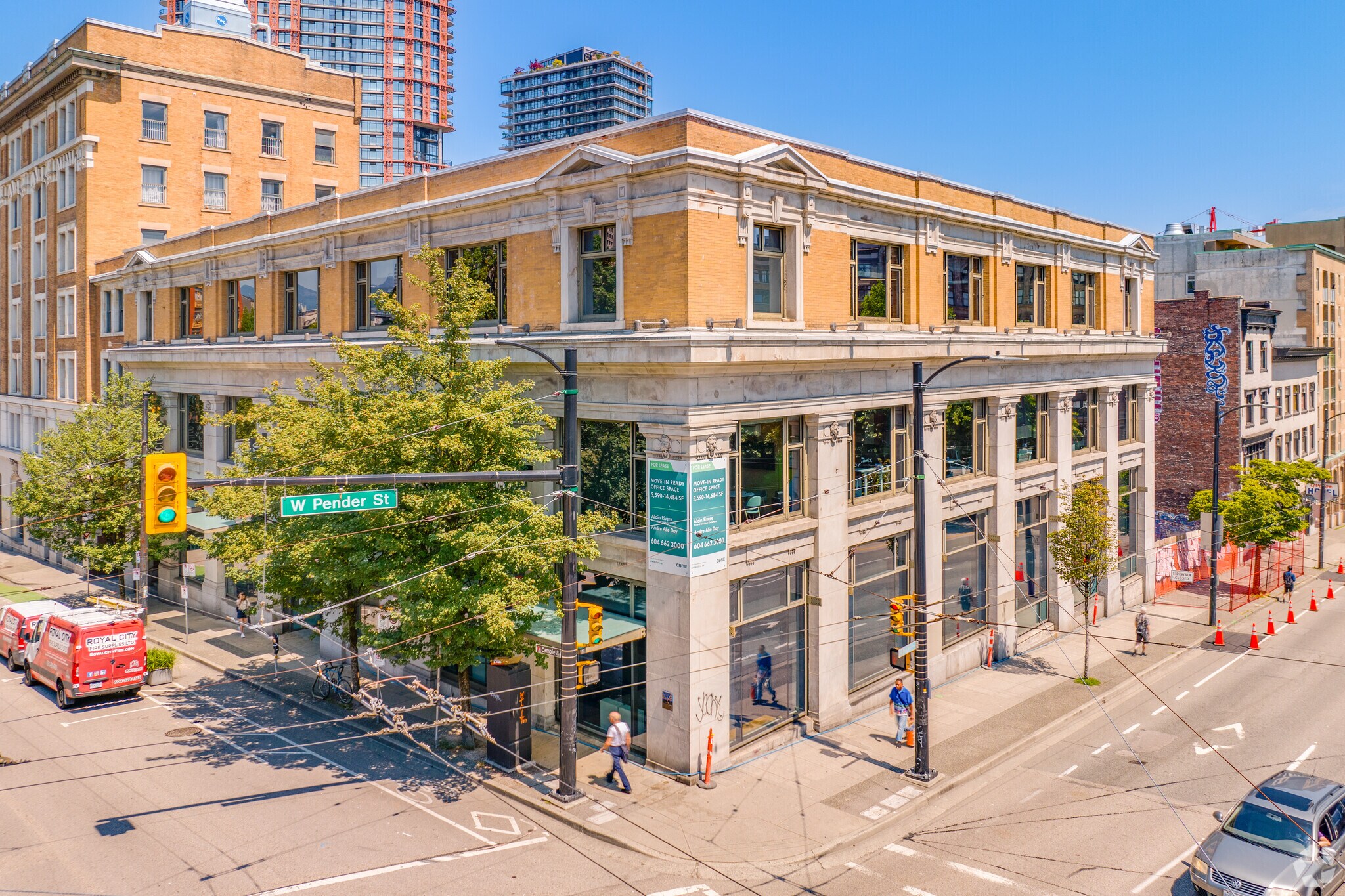 440 Cambie St, Vancouver, BC à louer Photo de l’immeuble– Image 1 sur 12
