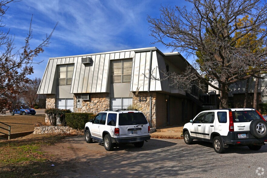 515 E Alameda St, Norman, OK à vendre - Photo de l’immeuble – Image 3 sur 6