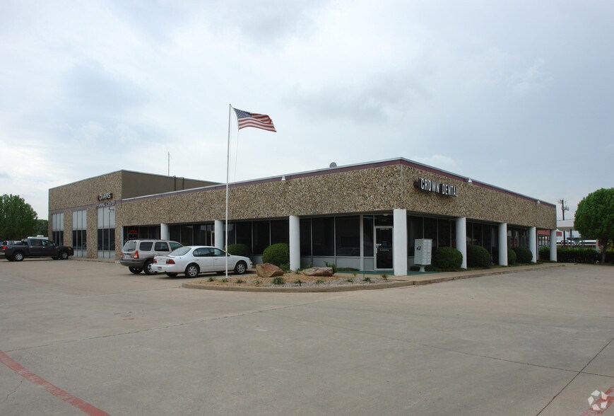 1108 Dobie Dr, Plano, TX à louer - Photo de l’immeuble – Image 2 sur 38