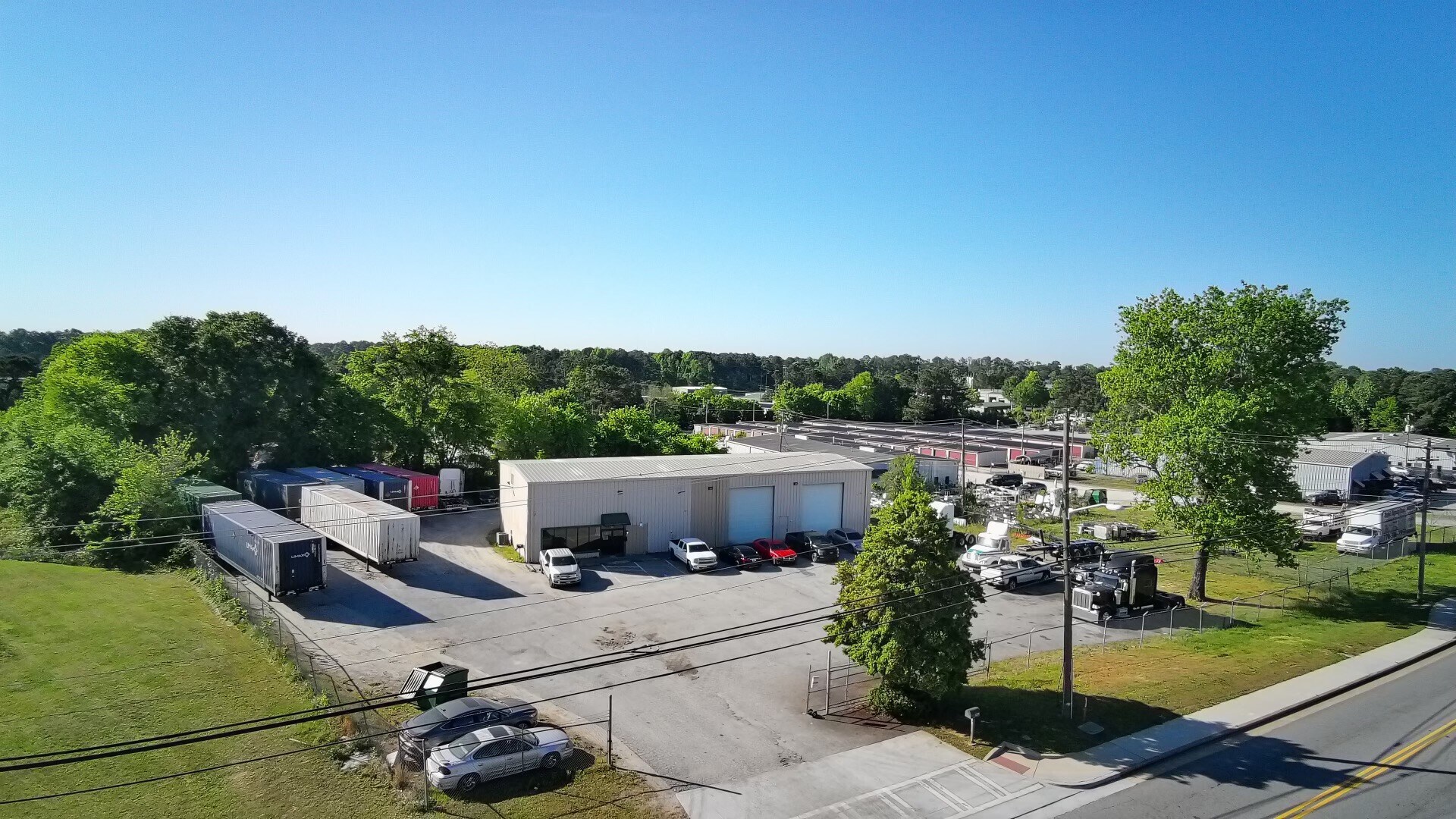 406 SE Broad St, Fairburn, GA à louer Photo principale– Image 1 sur 10