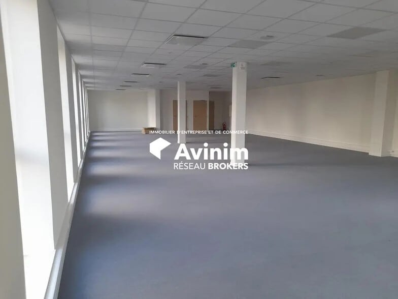Bureau dans Orléans à louer - Photo intérieure – Image 2 sur 9