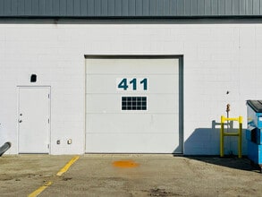 401-413 Forge Rd SE, Calgary, AB à louer Photo intérieure– Image 2 sur 12