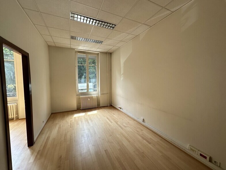 Bureau dans Strasbourg à louer - Photo intérieure – Image 3 sur 7