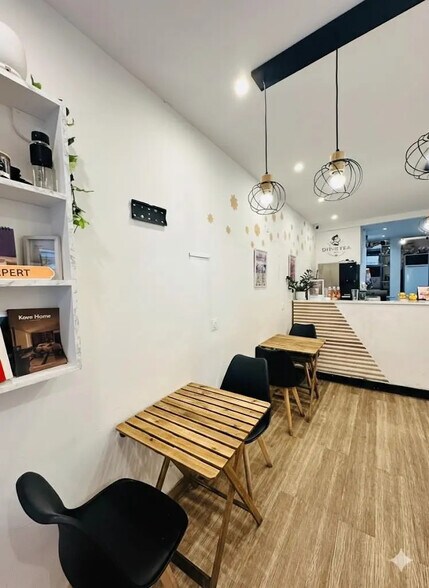 Local commercial dans Paris à louer - Photo de l’immeuble – Image 2 sur 2