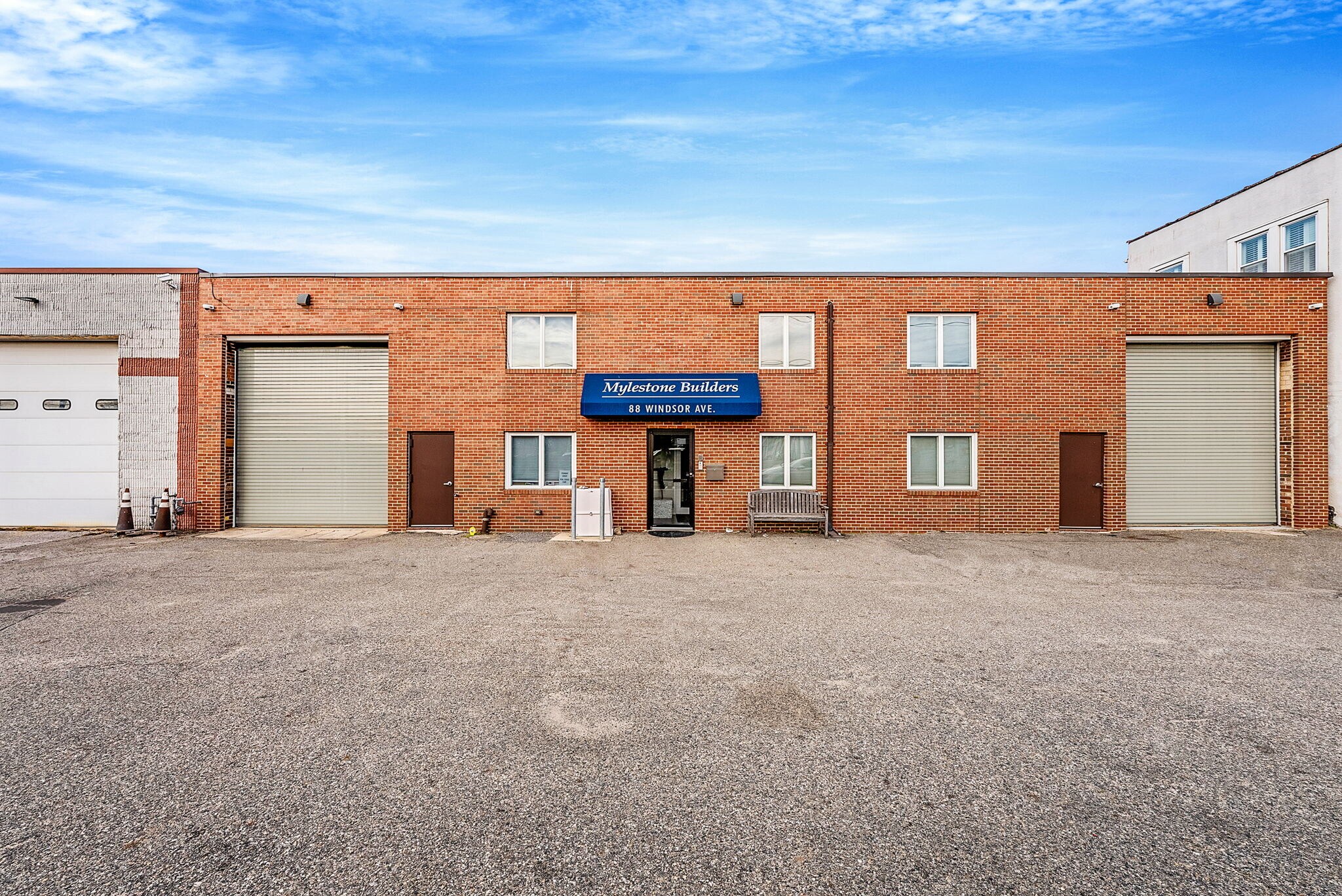 88 Windsor Ave, Mineola, NY à vendre Photo principale– Image 1 sur 27