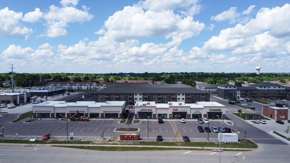 1506 E 69th St, Sioux Falls, SD à louer - Photo de l’immeuble – Image 2 sur 7