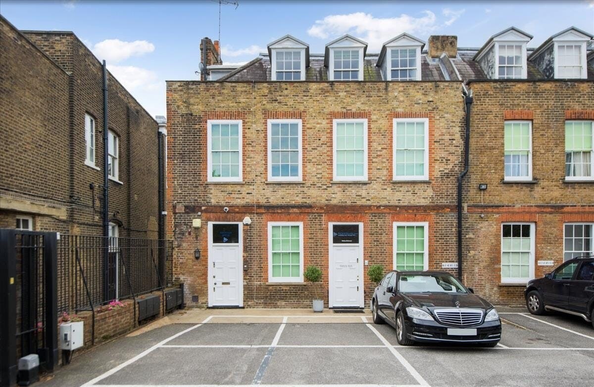 Holbrooke Pl, Richmond à louer Photo de l’immeuble– Image 1 sur 8