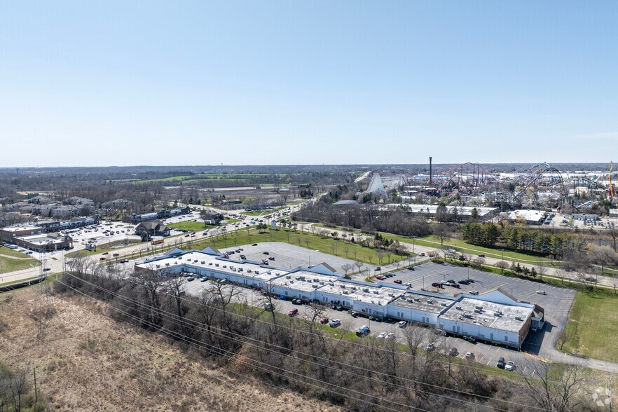401 N Riverside Dr, Gurnee, IL à louer - Aérien – Image 3 sur 22