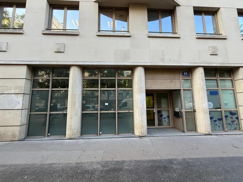 Bureau dans Paris à louer Photo de l’immeuble– Image 1 sur 22