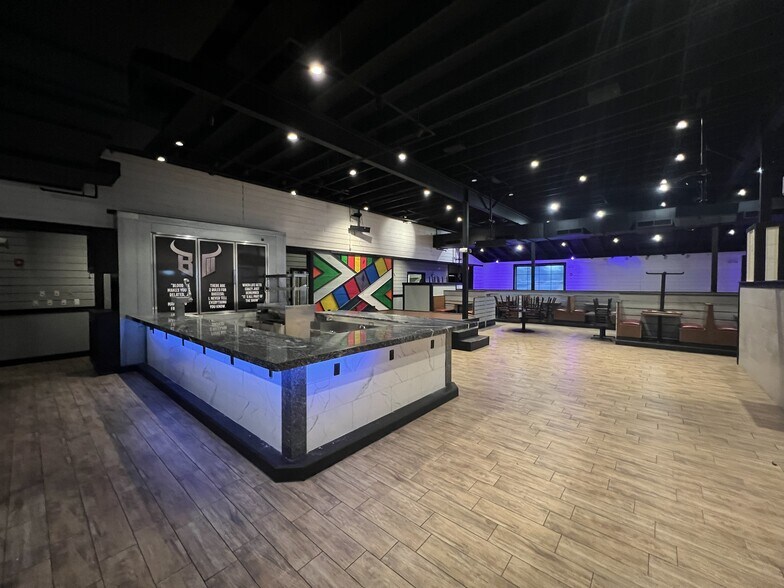 530 N 47th St, Rogers, AR à louer - Photo intérieure – Image 3 sur 10