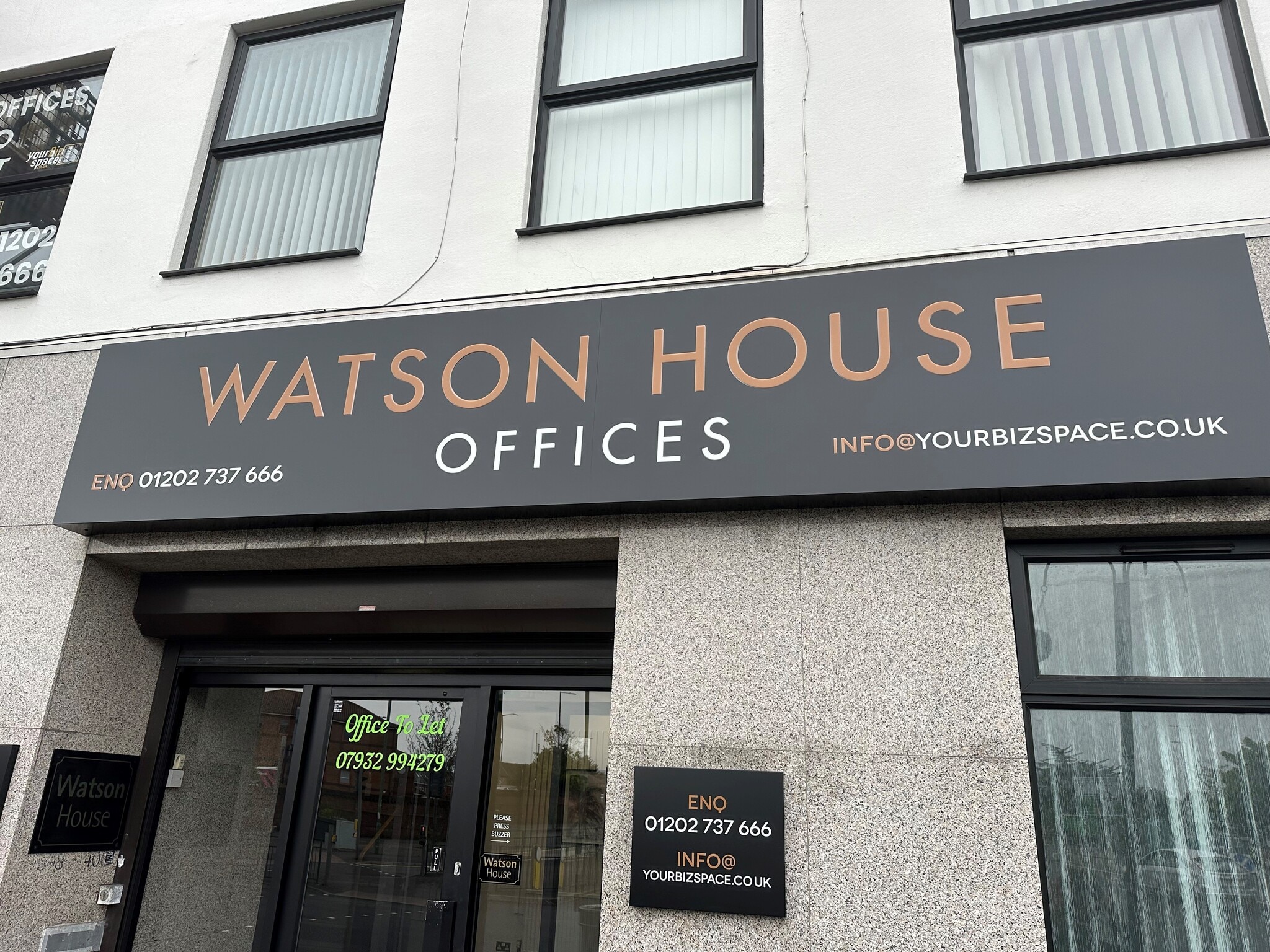 398-400 Holdenhurst Rd, Bournemouth à louer Photo de l’immeuble– Image 1 sur 2