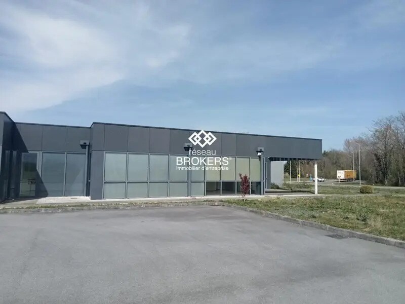 Local commercial dans Lannemezan à louer Photo de l’immeuble– Image 1 sur 20