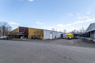 Plus de détails pour 494-498 Lower Fricks Lock Rd, Pottstown, PA - Industriel/Logistique à louer