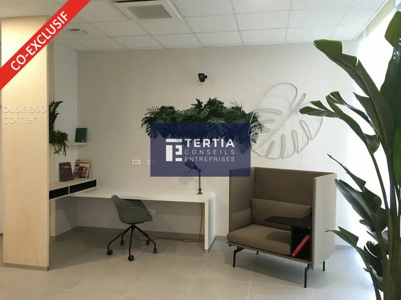 Bureau dans Castelnau-le-Lez à louer - Photo de l’immeuble – Image 3 sur 7