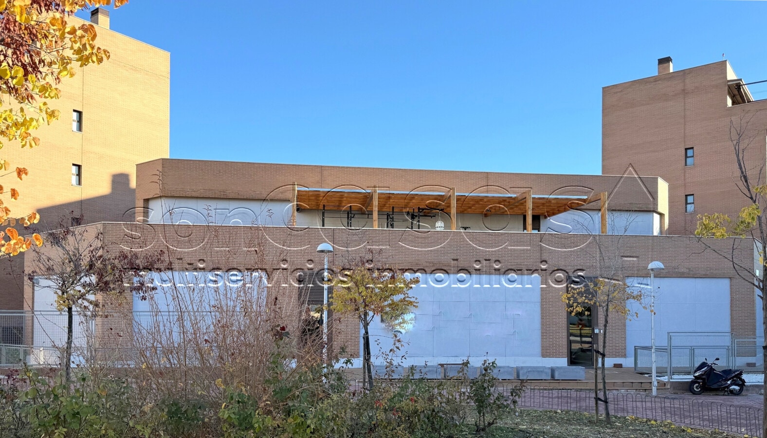 Madrid, MAD 28042 - Lot Pta. 01 - - Photo intérieure - Image 1 of 1