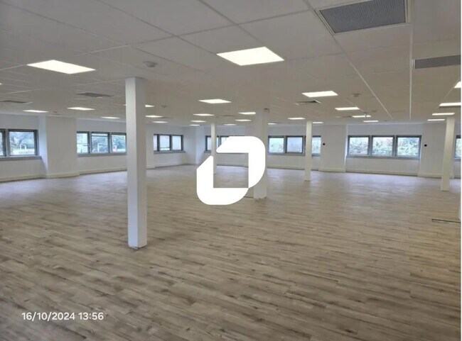 Plus de détails pour Bureau à louer