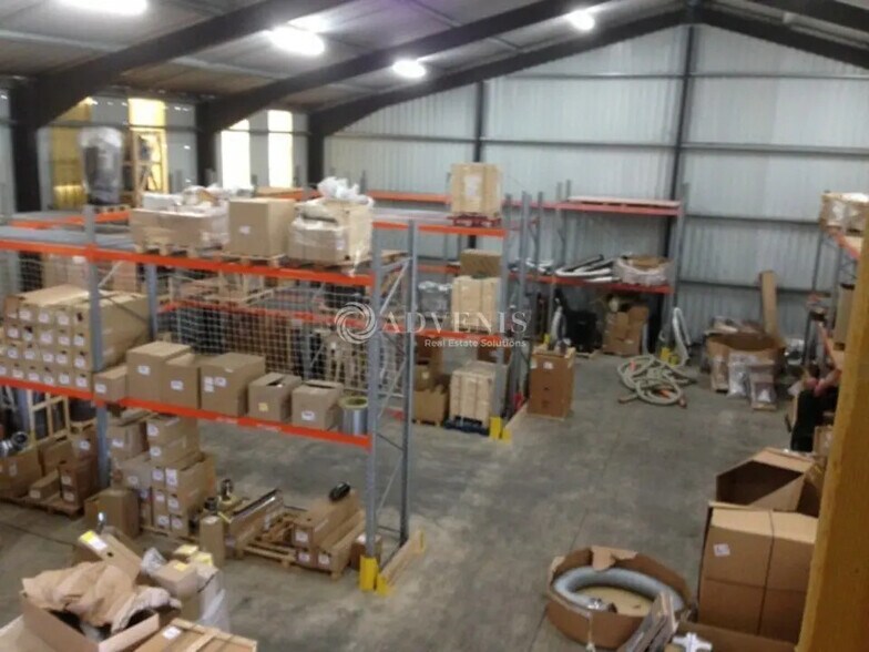 Industriel/Logistique dans Bages à louer - Photo de l’immeuble – Image 2 sur 3