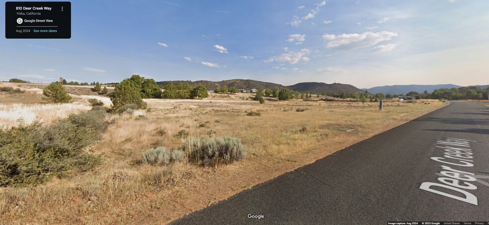 214 Montague Rd, Yreka, CA à vendre - Photo principale – Image 2 sur 3