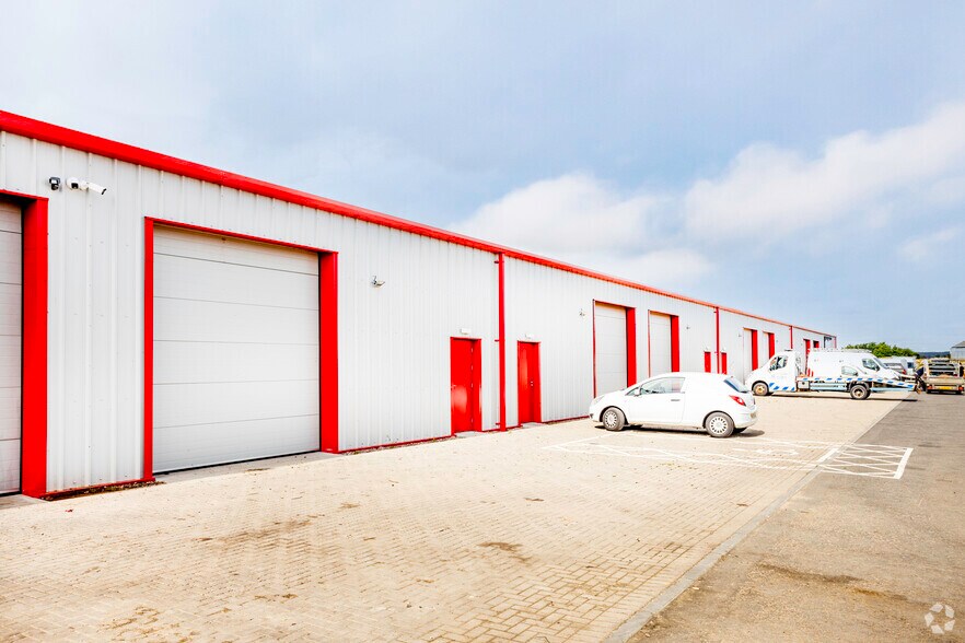 Tower Pl, Elgin à louer - Photo de l’immeuble – Image 1 sur 8