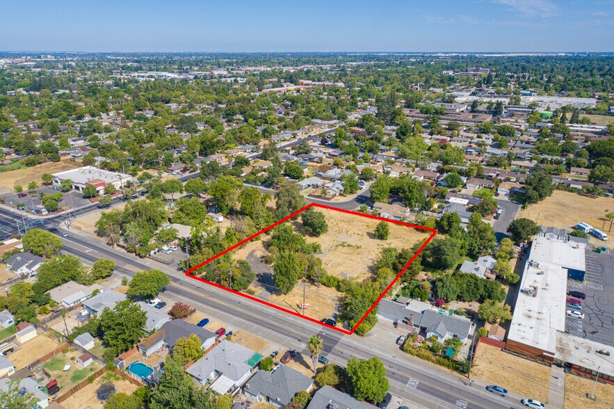 3161 Hurley Way, Sacramento, CA à vendre - Photo de l’immeuble – Image 1 sur 6