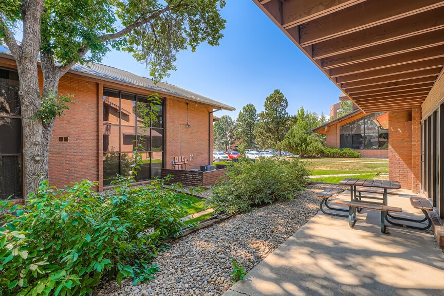 8771 Wolff Ct, Westminster, CO à vendre - Photo de l’immeuble – Image 2 sur 29