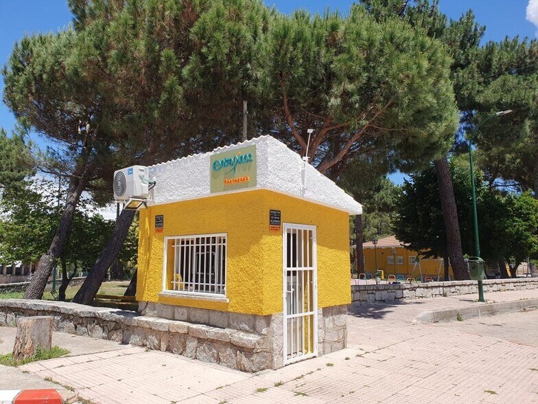 Calle de Coruña, 919, Cadalso de los Vidrios, Madrid à vendre - Photo de l’immeuble – Image 3 sur 22