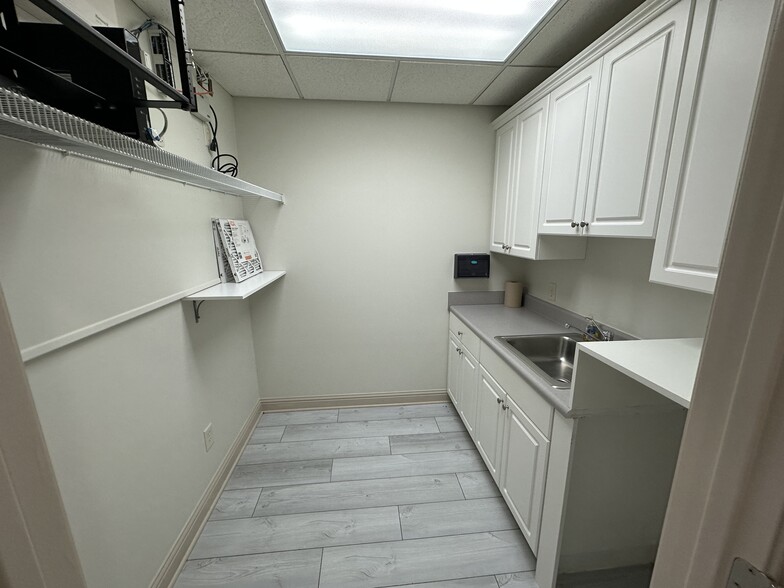 4994 Lower Roswell Rd, Marietta, GA à louer - Photo intérieure – Image 2 sur 13