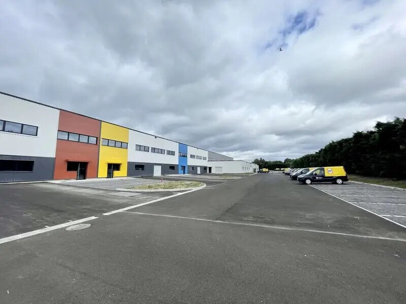 Bureau dans Le Grand-Quevilly à louer Photo de l’immeuble– Image 1 sur 9