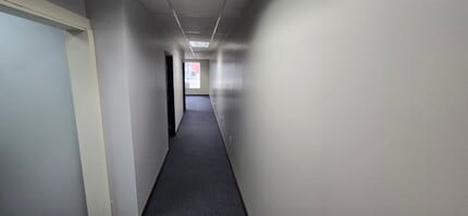 207-209 S Main St, Bellefontaine, OH à louer Photo intérieure– Image 2 sur 5