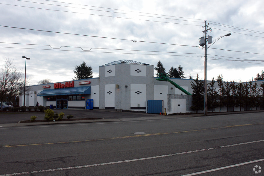 4346 NE Cully Blvd, Portland, OR à louer - Photo de l’immeuble – Image 1 sur 4