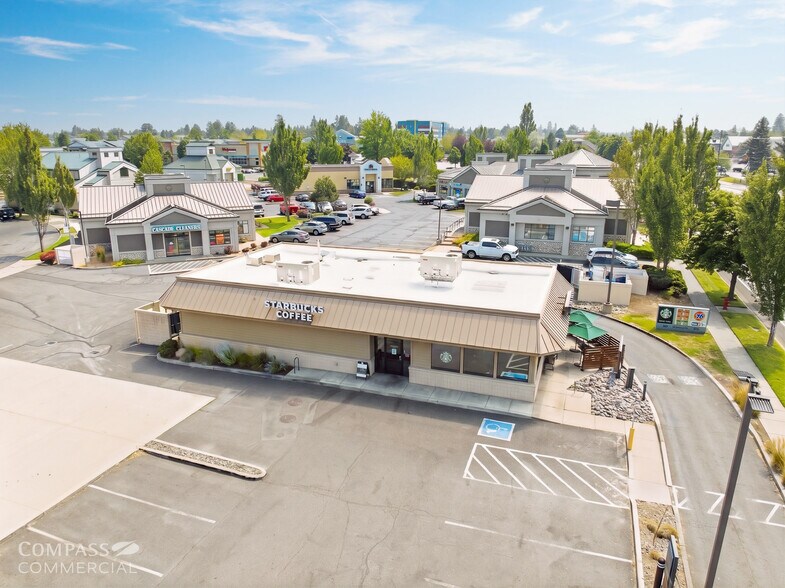 583 NE Bellevue Dr, Bend, OR à vendre - Photo de l’immeuble – Image 2 sur 11