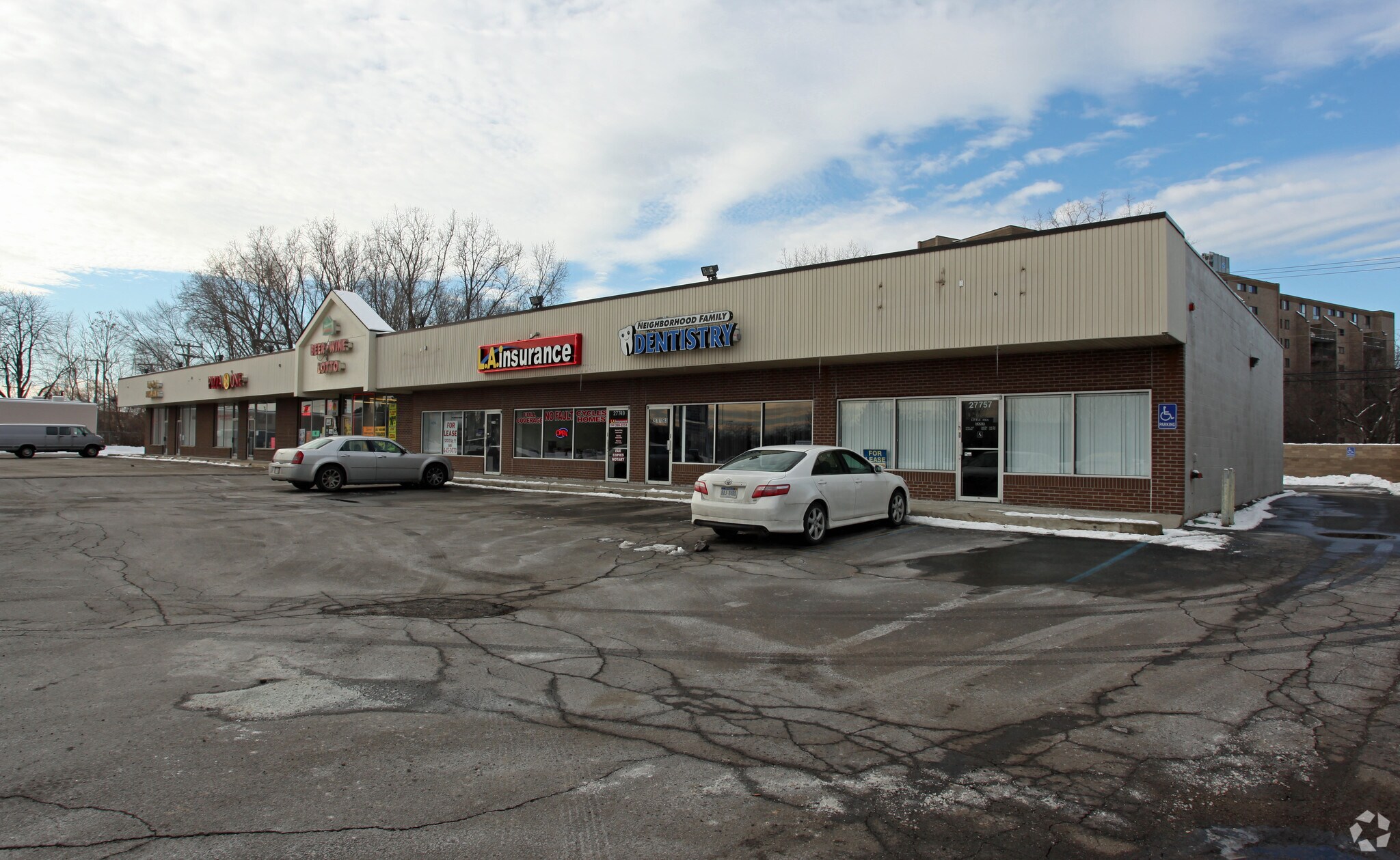 27741-27757 Dequindre Rd, Madison Heights, MI à louer Photo principale– Image 1 sur 6