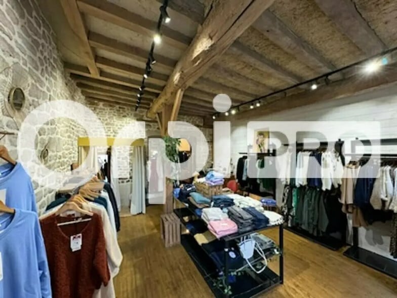 Local commercial dans Guérande à louer - Photo de l’immeuble – Image 2 sur 4
