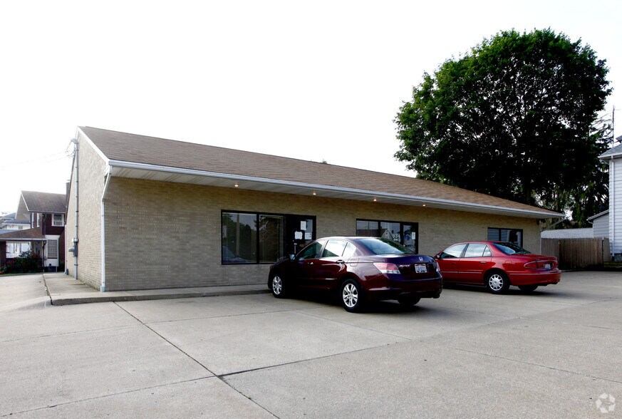 930-938 Amherst Rd, Massillon, OH à louer - Photo principale – Image 1 sur 3