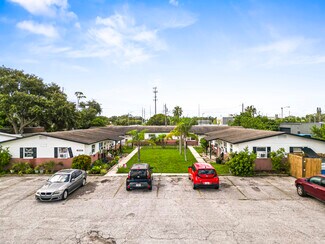 Plus de détails pour 6550 41st Ave N, Saint Petersburg, FL - Logement à vendre