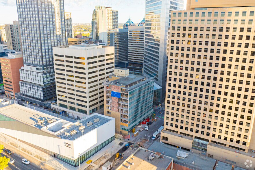 805 8 Av SW, Calgary, AB à louer - Aérien – Image 2 sur 2