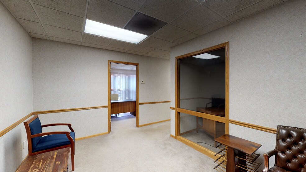 1001 W Glen Oaks Ln, Mequon, WI à vendre - Numérisation 3D Matterport – Image 3 sur 20