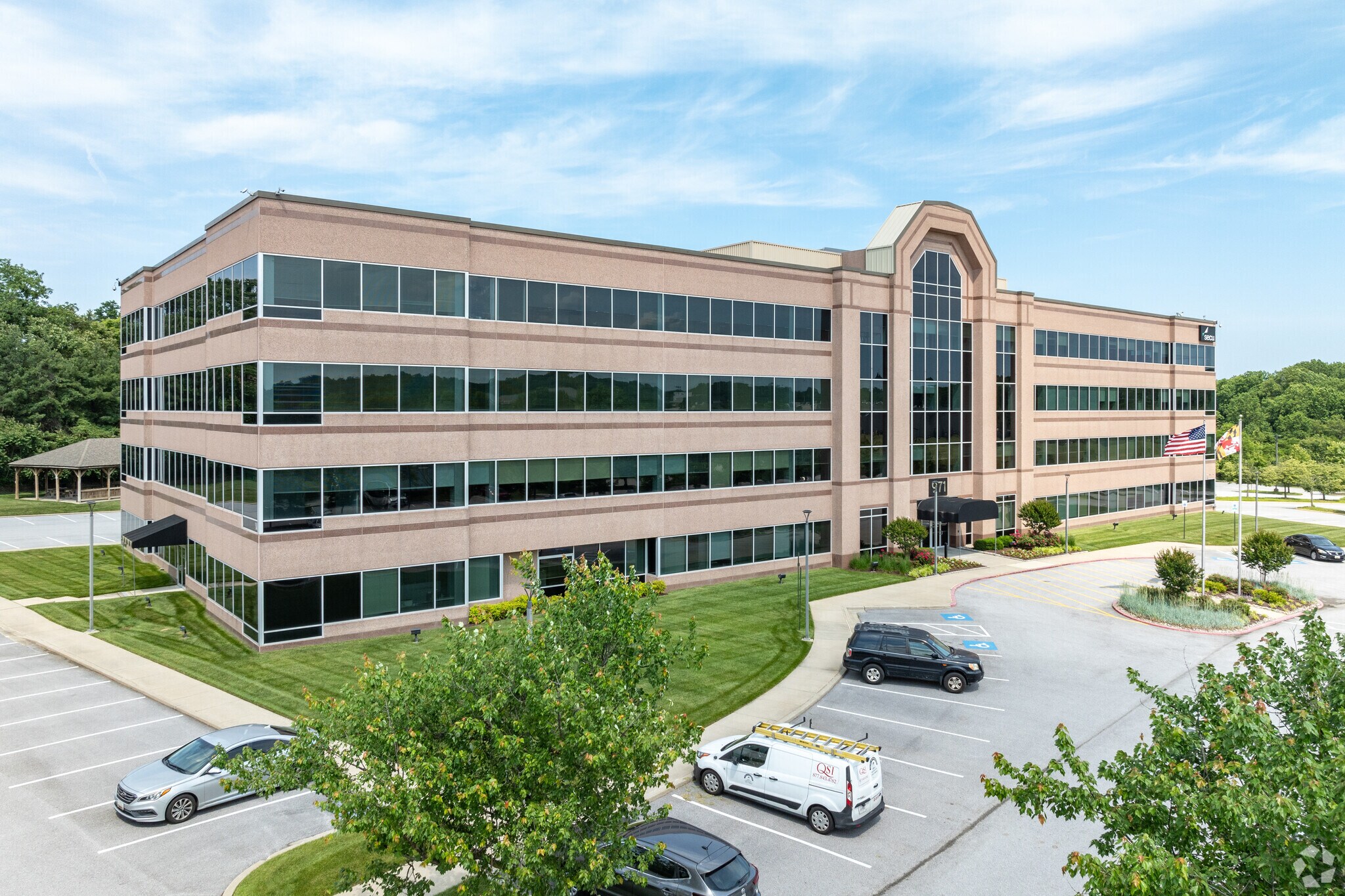 971 Corporate Blvd, Linthicum, MD à louer Photo principale– Image 1 sur 7