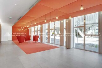 4 Rue Maurice Moissonnier, Vaulx-en-Velin à louer Photo intérieure– Image 2 sur 11