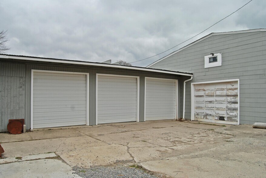 230 South Main St, Lakeview, OH à vendre - Photo de l’immeuble – Image 2 sur 16
