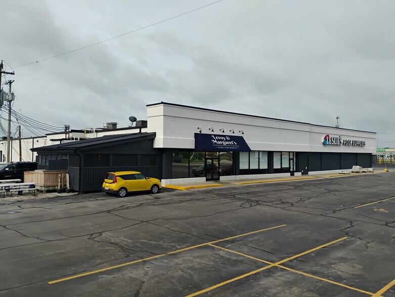 2505-2527 S Reynolds Rd, Toledo, OH à louer - Photo de l’immeuble – Image 3 sur 4