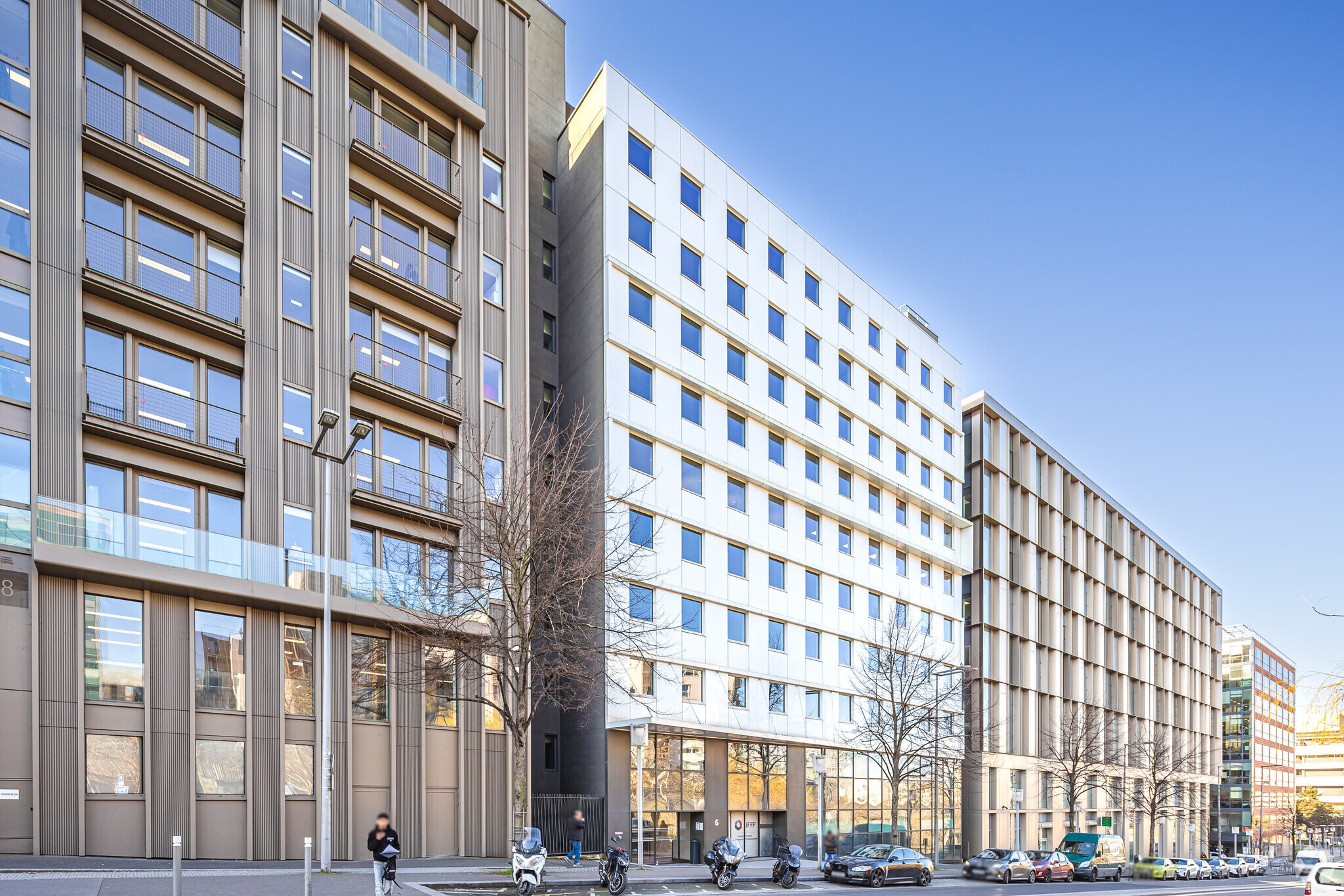 6 Boulevard De Pesaro, Nanterre à louer Photo principale– Image 1 sur 3