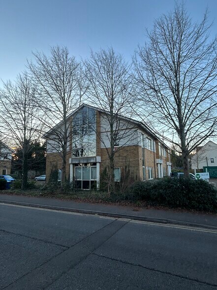 Emma Chris Way, Filton à vendre - Photo de l’immeuble – Image 2 sur 7