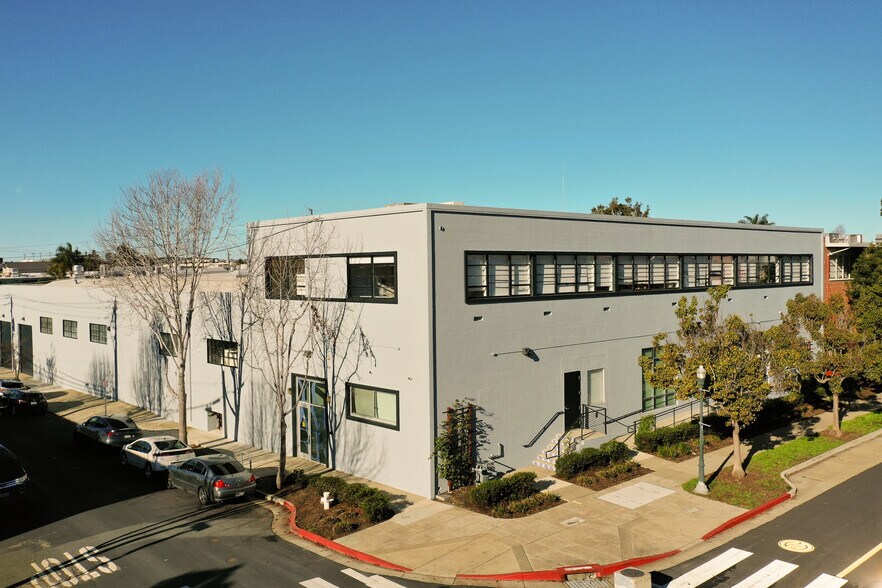 1300 64th St, Emeryville, CA à louer - Photo principale – Image 1 sur 14
